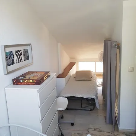 Penthouse Lumineux Avec Piscine Apartment *