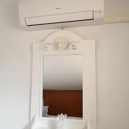 Penthouse Lumineux Avec Piscine Apartment