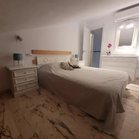 Apartment Penthouse Lumineux Avec Piscine Torremolinos