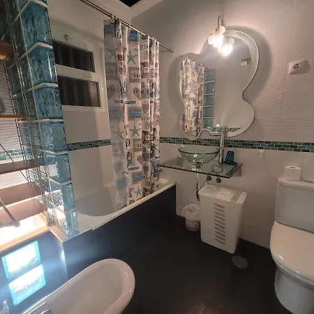 Penthouse Lumineux Avec Piscine Apartment