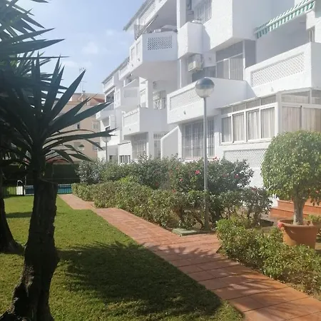 Penthouse Lumineux Avec Piscine شقة